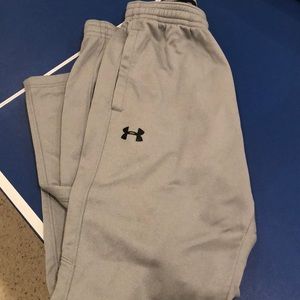 Under Armor sweat pants with pockets